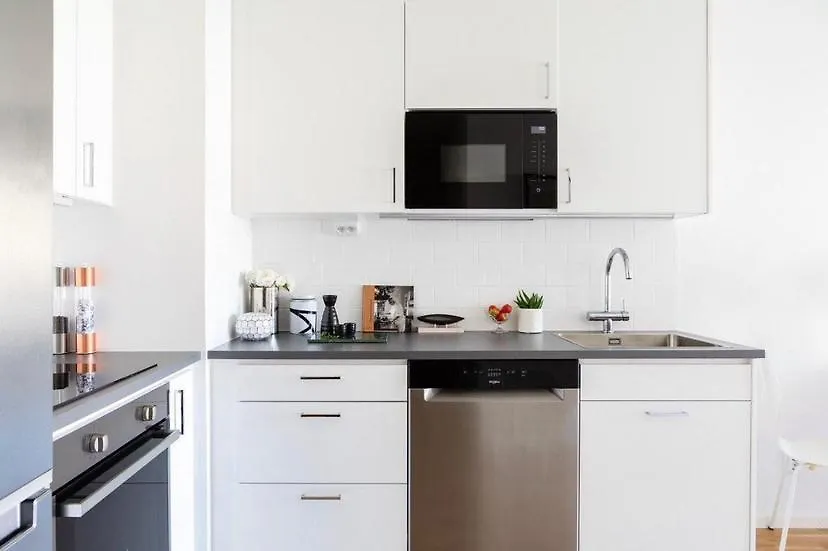 Fresh And Cosy Apartment In The Center Of The City Стокгольм